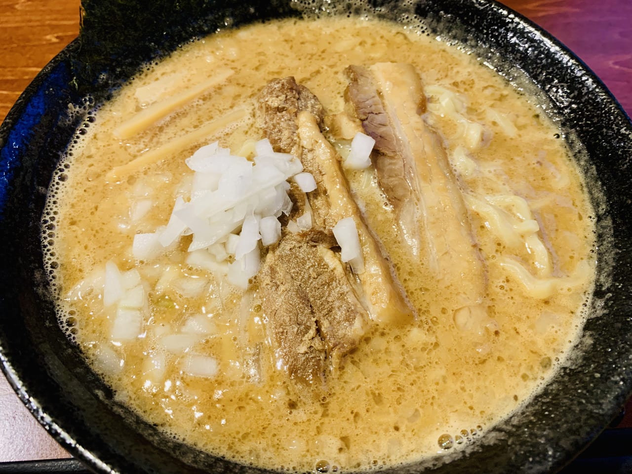 北海道濃厚魚介豚骨味噌ラーメン
